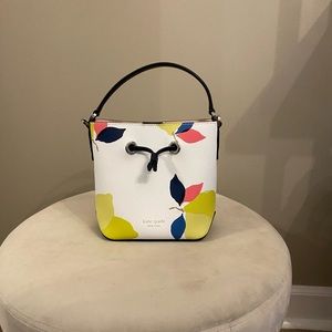 Kate spade bucket handbag with detachable adjustable cross bod strap